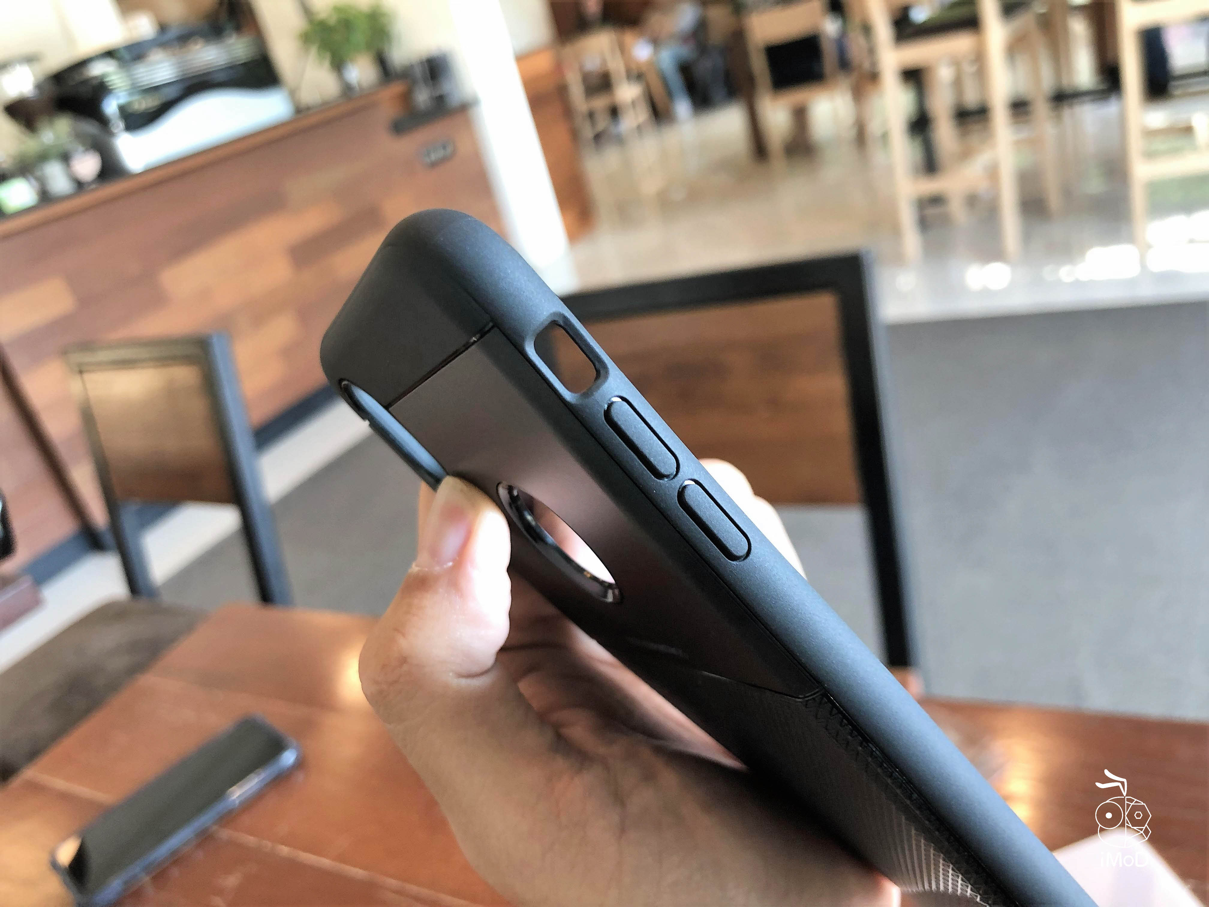 Gizmo 008 Fusion For Iphone Xs Max Review 0009