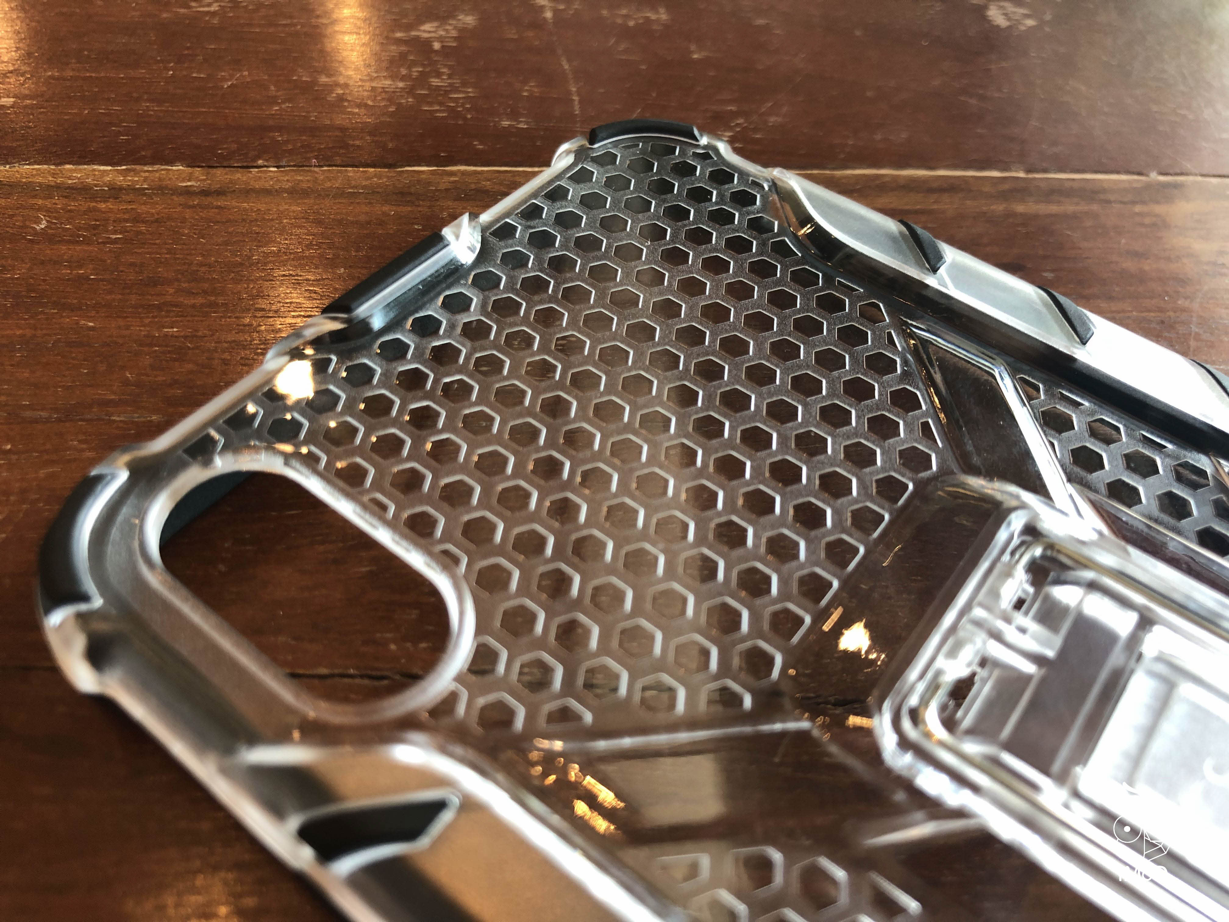 Gizmo 008 Fusion For Iphone Xs Max Review 0030