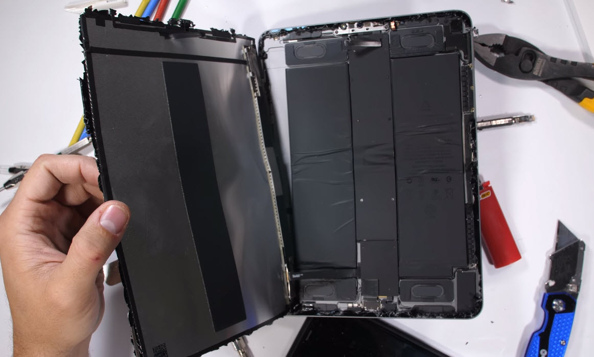 Ipad Pro 2018 Easy To Bend Img 5
