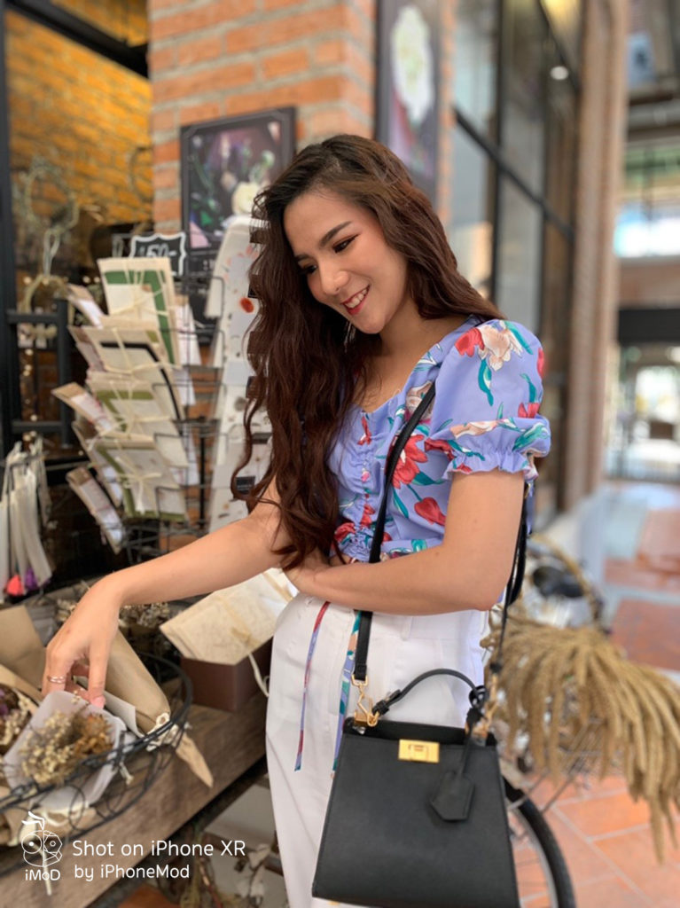 Iphone Xr Drop Indoor Portrait Camera Review 6