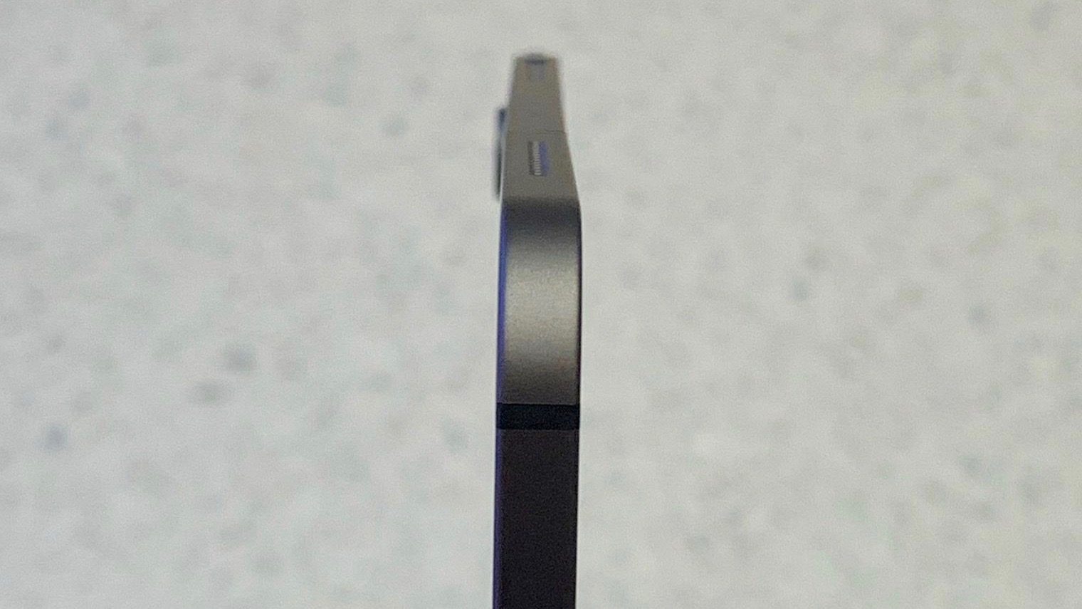 Apple Said Some Ipad Pro 2018 Bend But Not Defect Img 1