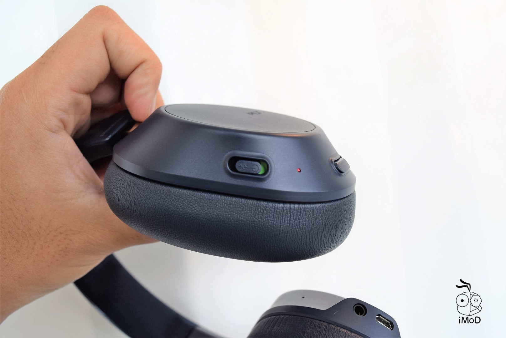 Plantronics Backbeat Go 810 Review 032