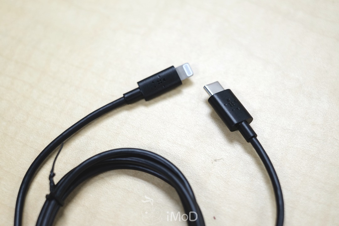 Belkin Boost Charge Usb C Cable With Lightning Connector (2)