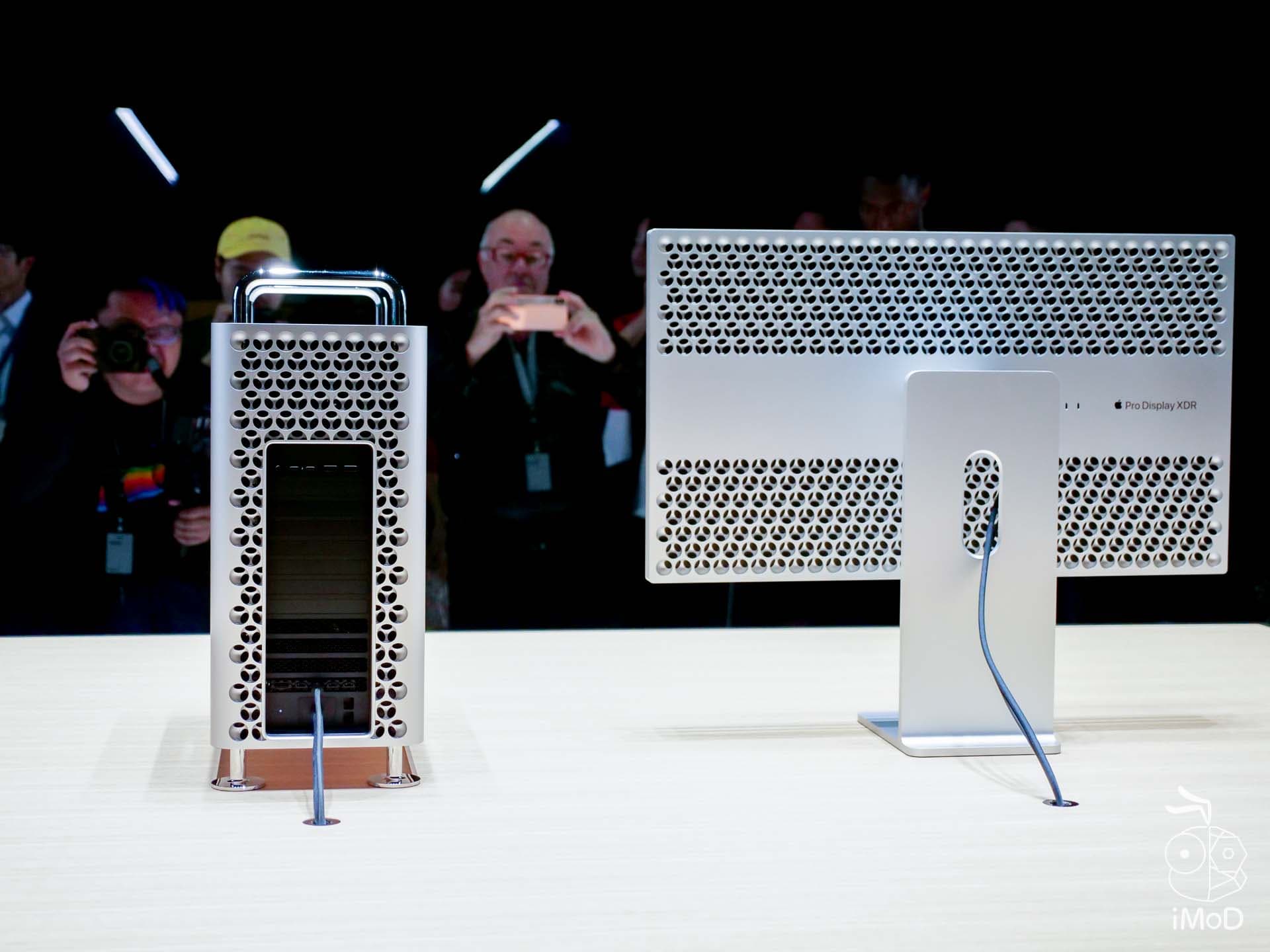 Mac Pro 2019 With Pro Display Xdr 1244586