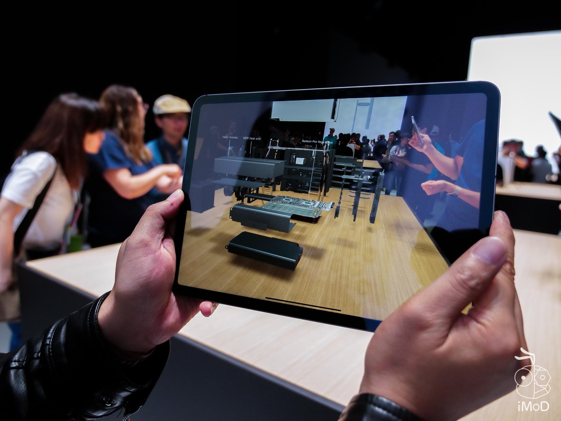 Mac Pro 2019 With Pro Display Xdr 1244616