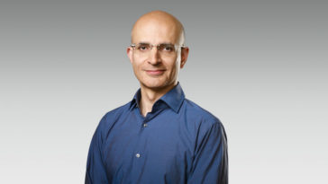 Apple Names Sabih Khan Svp Of Operations Cover