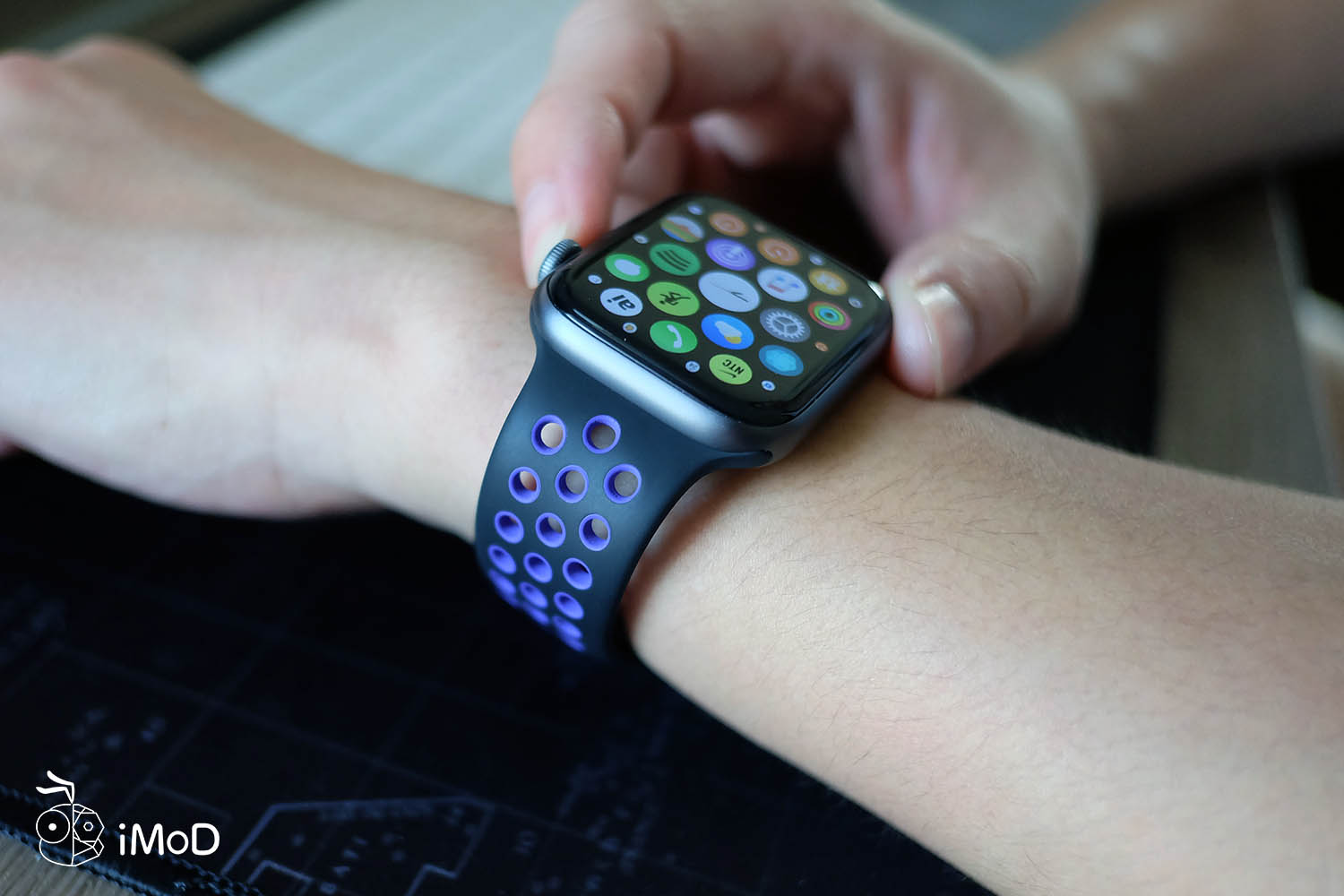 hyper grape apple watch band