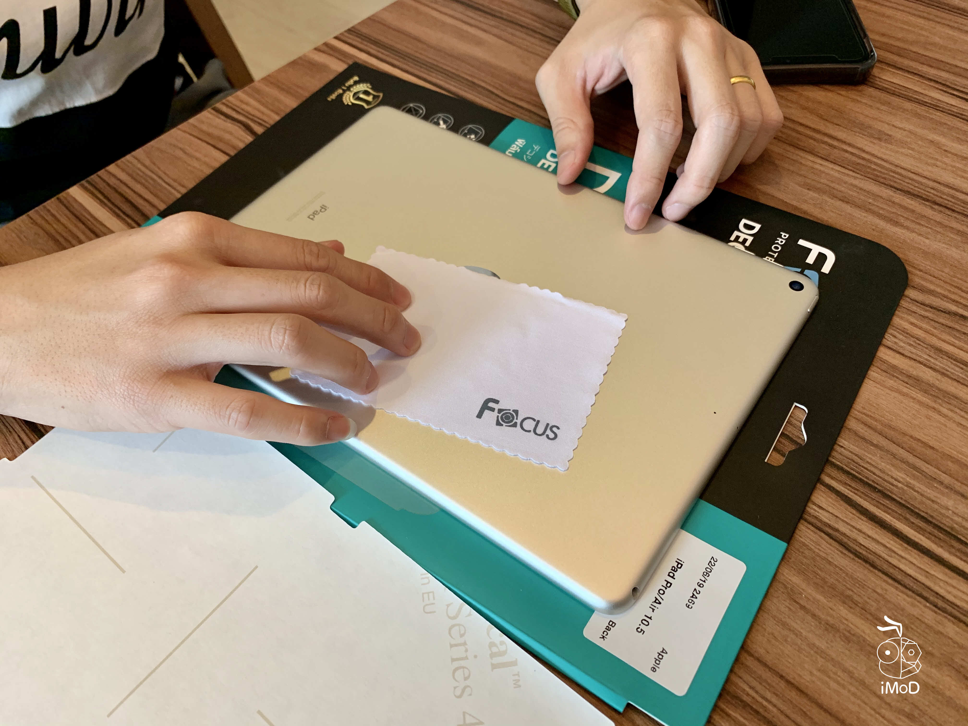 Deco Shield Back Protection For Ipad Review 003