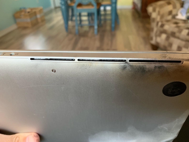 Macbook Pro Burn Apple Recall Program Img 2