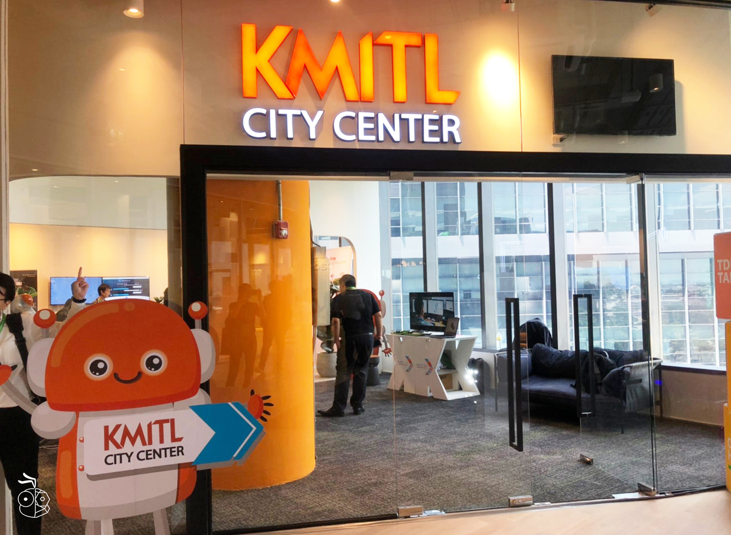 True Digital Park 18