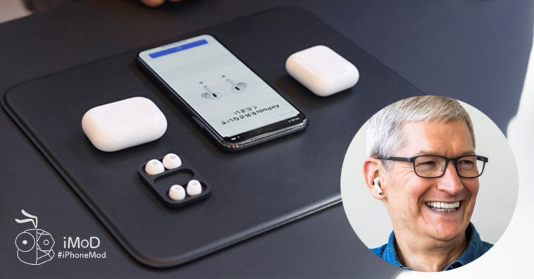 Tim Cook Airpods