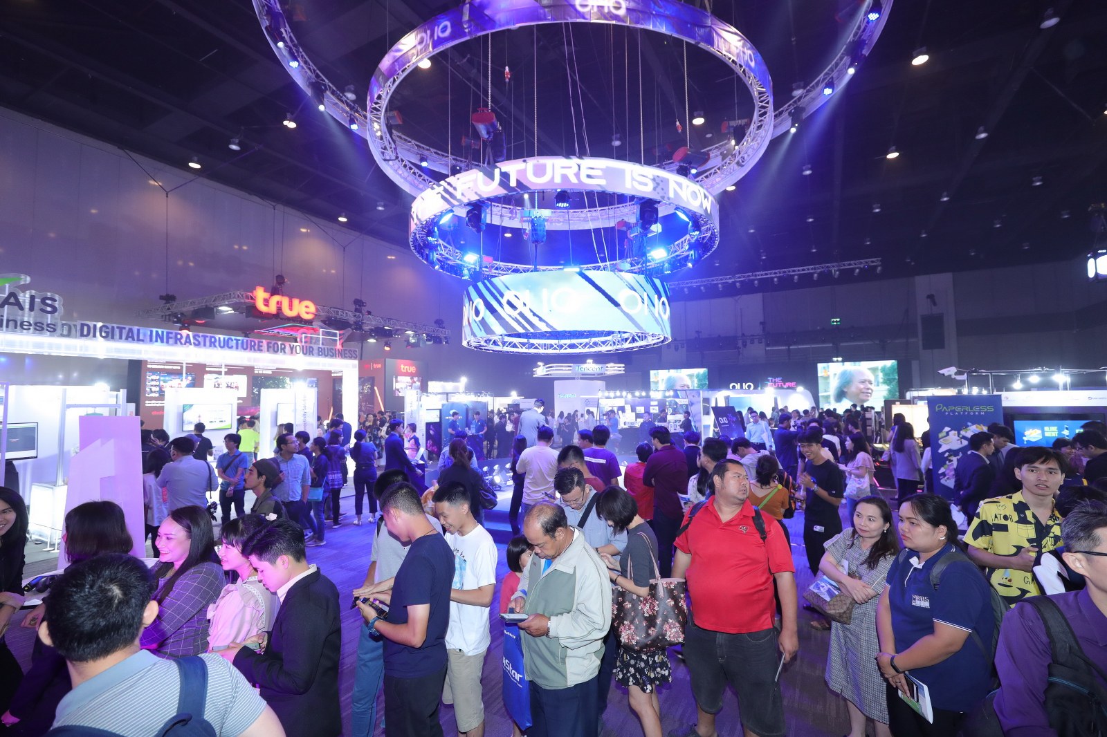11 บรรยากาศ Oiio