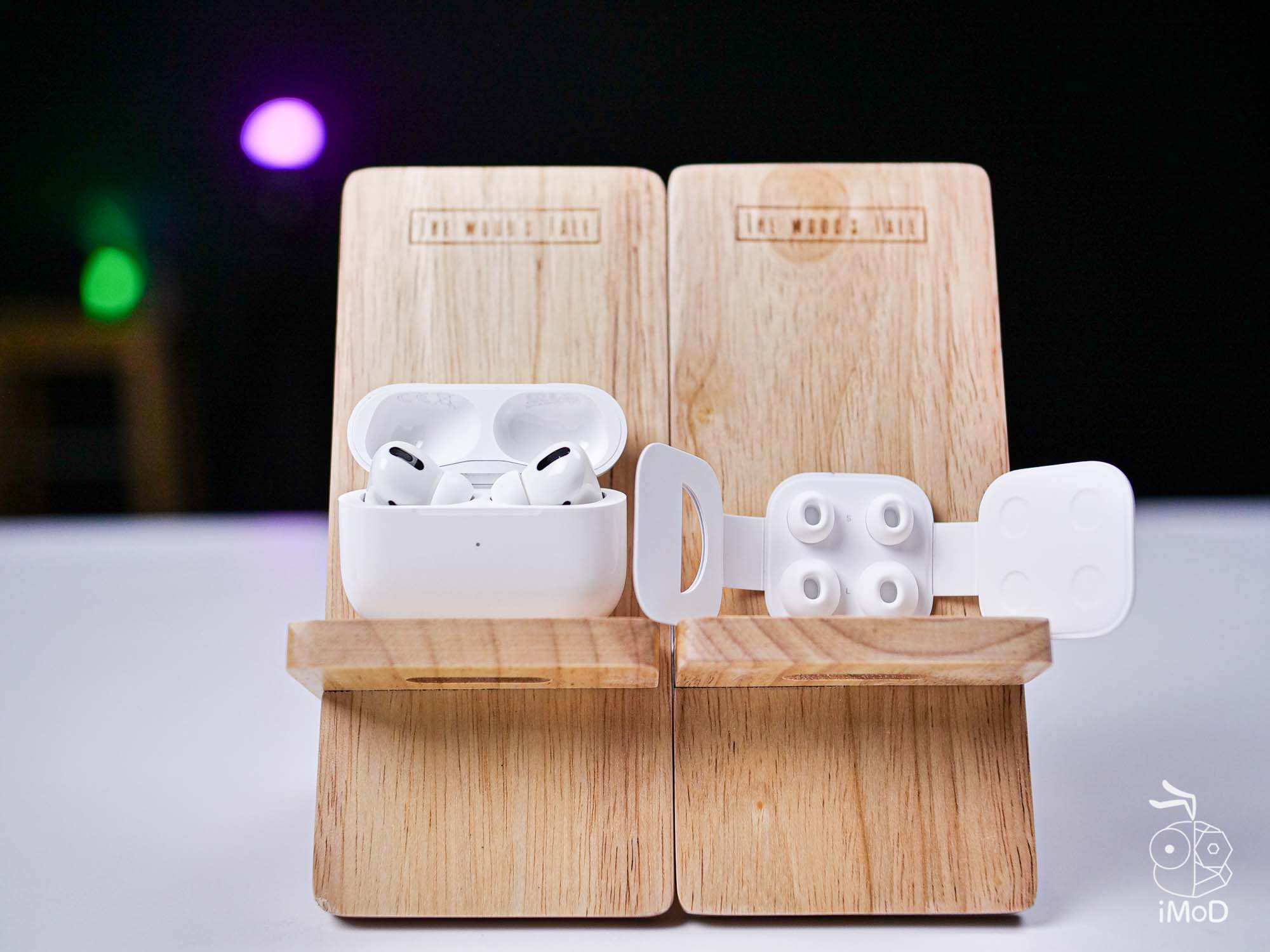 Airpods Pro In The Box And Ear Tips 1014534