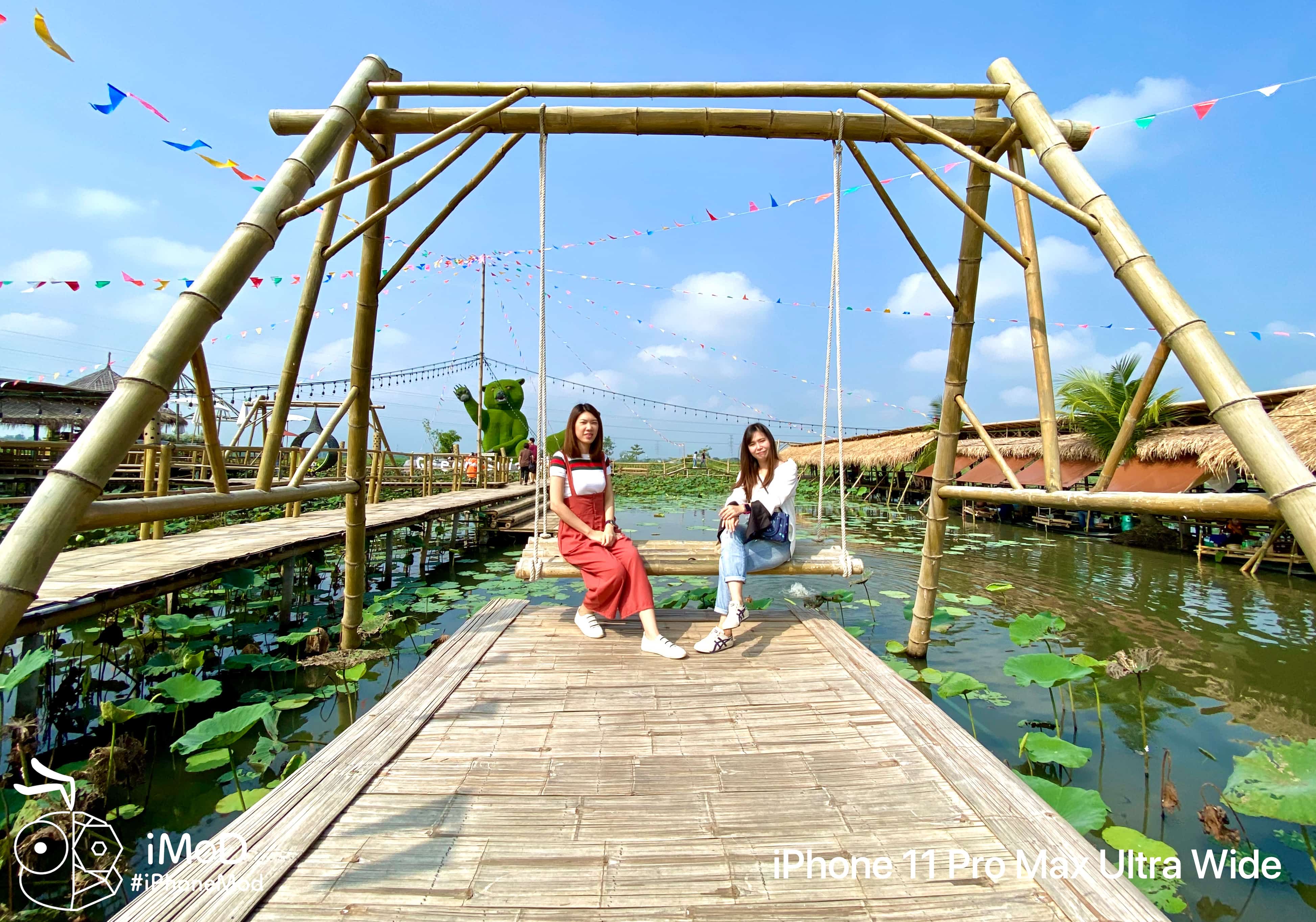 ชมภาพถ่ายเลนส์ Ultra Wide ของ iPhone 11 Pro Max ในที่กลางแจ้ง แสงมาก