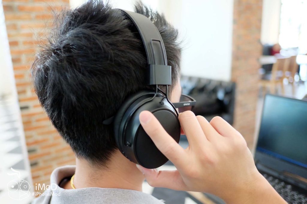 Sudio Klar Wireless Headphone Review 3