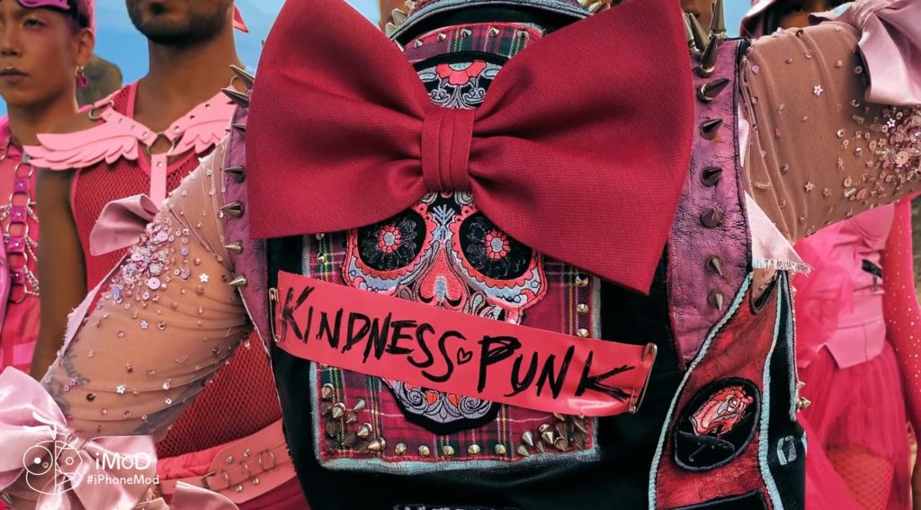 Lady Gaga New Song Stupid Love Talk In New Music Daily With Zane Lowe 8